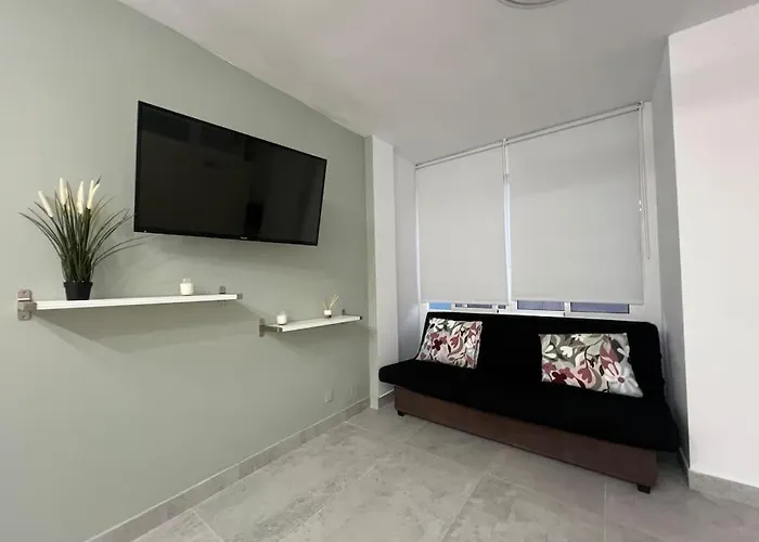 Апартаменти Puntilla Sea Side